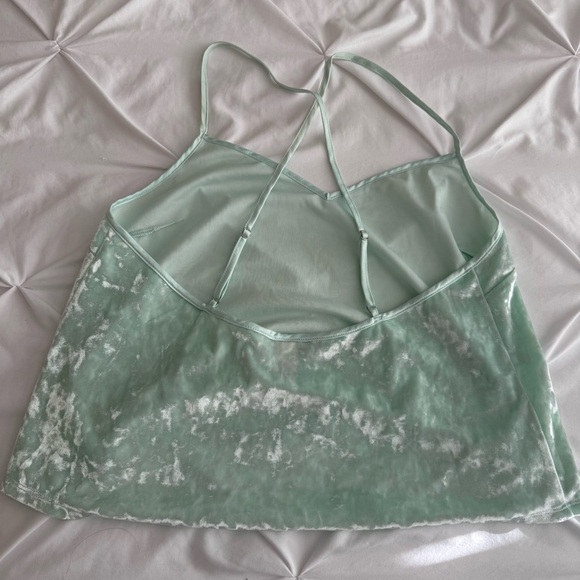 Victoria’s Secret Mint Green Velvet Crop Cami Top Adjust Straps Women’s Med EUC - Picture 3 of 8